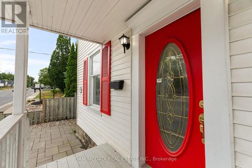 571 Kingston Road W, Ajax, ON 