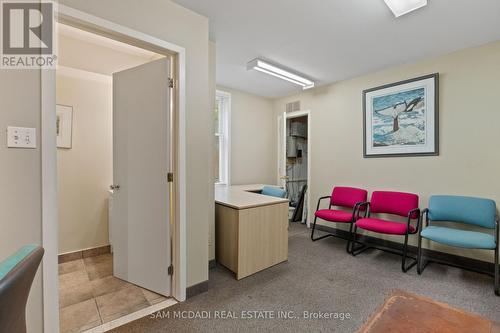 571 Kingston Road W, Ajax, ON 