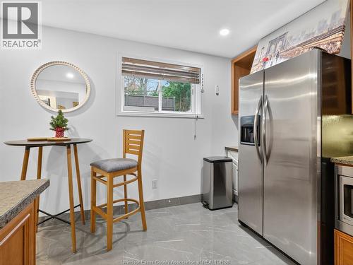 6860 Matchette Road, Lasalle, ON - Indoor Photo Showing Kitchen