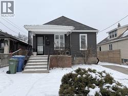 958 LILLIAN Unit# UPPER  Windsor, ON N9A 1V5