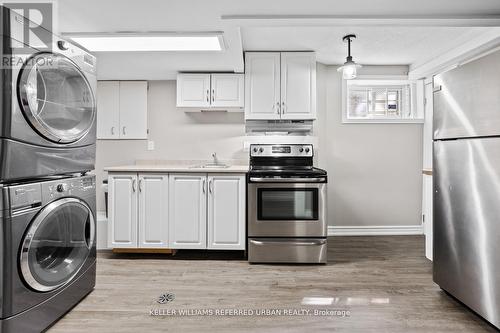78 Sunshine Drive, Richmond Hill, ON - Indoor Photo Showing Laundry Room