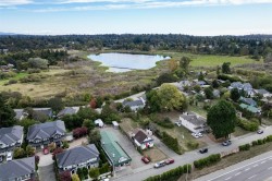 3883 Douglas St  Saanich, BC V8Z 3M1