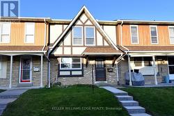 6 - 2254 UPPER MIDDLE ROAD  Burlington, ON L7P 2Z9