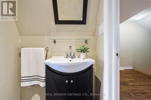 232 Wellington Street N, Hamilton, ON 