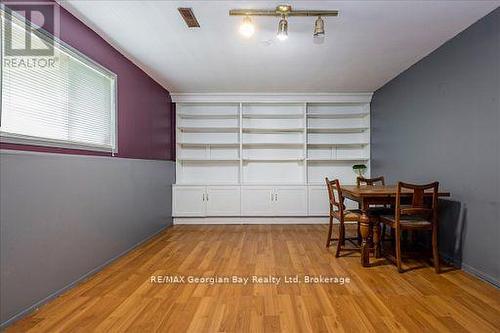 31 Lakeview Crescent, Tiny, ON - Indoor Photo Showing Other Room