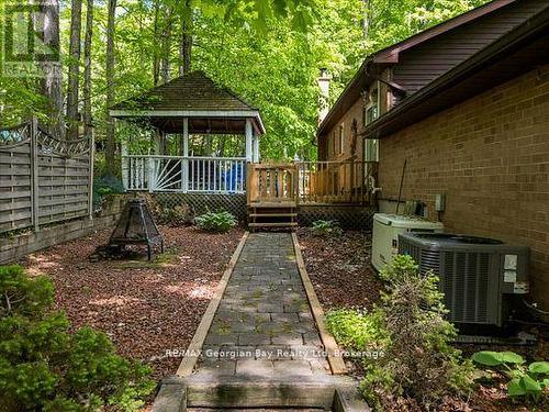 31 Lakeview Crescent, Tiny, ON - Outdoor With Deck Patio Veranda