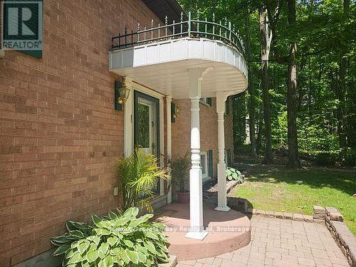 31 Lakeview Crescent, Tiny, ON - Outdoor