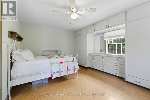 66 Old Mill Road, Cambridge, ON - Indoor Photo Showing Bedroom