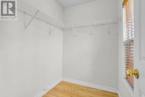 21 - 30 Grand Avenue, London South (South F), ON - Indoor With Storage