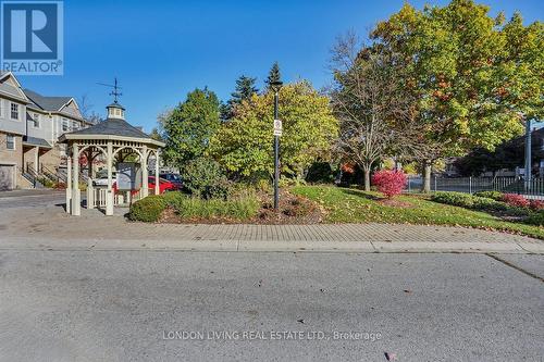 21 - 30 Grand Avenue, London South (South F), ON - Outdoor