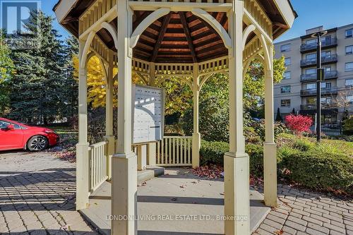 21 - 30 Grand Avenue, London South (South F), ON - Outdoor