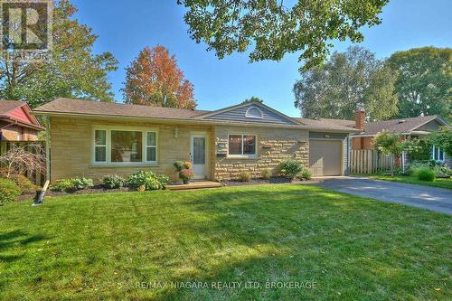 6432 CAROLYN AVENUE  Niagara Falls (Morrison), ON L2E 5H5