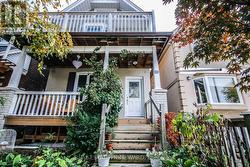 75 DUNKIRK ROAD  Toronto, ON M4C 2M5