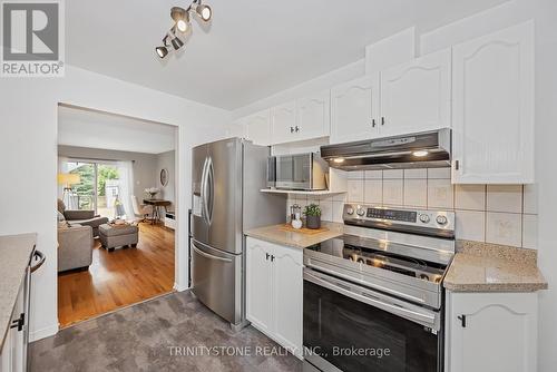 6127 Abbott Street E, Ottawa, ON - Indoor Photo Showing Kitchen With Stainless Steel Kitchen