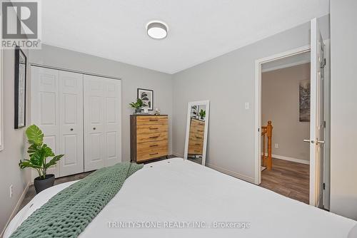 6127 Abbott Street E, Ottawa, ON - Indoor Photo Showing Bedroom