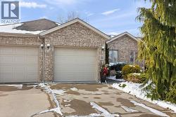 11 MALIBU DRIVE  Leamington, ON N8H 5G4