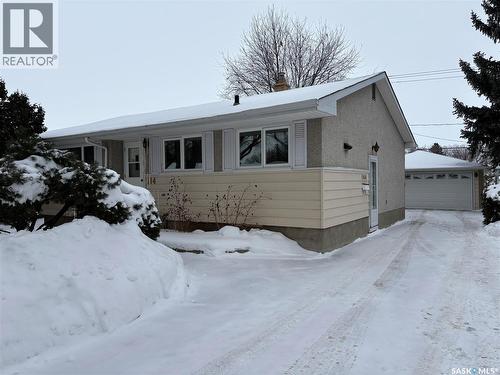 144 Woodward AVENUE  Regina, SK S4R 3H4