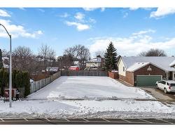 1029 FINCH Drive  Sarnia, ON N7S 6E9