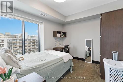 1218 - 1235 Richmond Street, London East (East B), ON - Indoor Photo Showing Bedroom