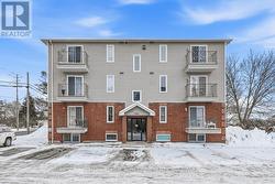 100 - 902 NOTRE DAME STREET  Russell, ON K0A 1W0