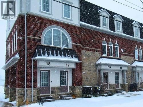 677 PARK Road N Unit# 18  Brantford, ON N3R 0C2