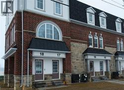 677 PARK Road N Unit# 18 Brantford, ON N3R 0C2