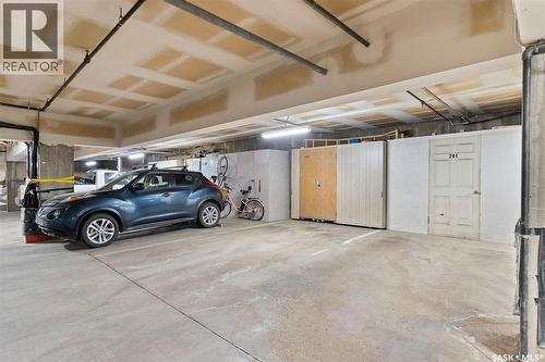 209 301 Cree Crescent, Saskatoon, SK - Indoor Photo Showing Garage