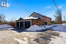 13 BLAKELY ROAD  Prince Edward County (Ameliasburg Ward), ON K0K 1T0