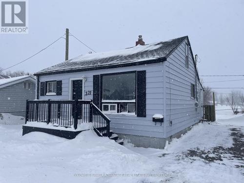 321 Dieppe Street, Welland (Lincoln/Crowland), ON - Outdoor