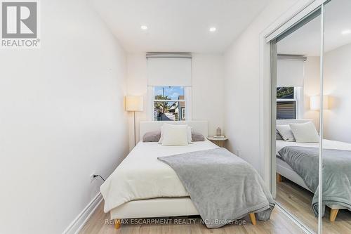 97 East 31St Street, Hamilton, ON - Indoor Photo Showing Bedroom