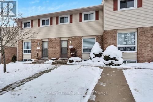 11 - 351 HIGHVIEW AVENUE E  London South (South P), ON N6C 5G5