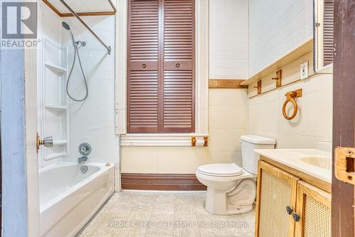 59 North Street N, Goderich (Goderich (Town)), ON - Indoor Photo Showing Bathroom