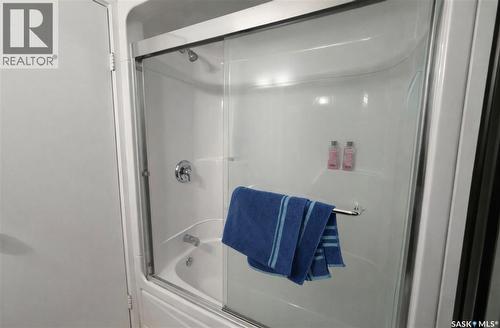 1606 Bradwell Avenue, Saskatoon, SK - Indoor Photo Showing Bathroom