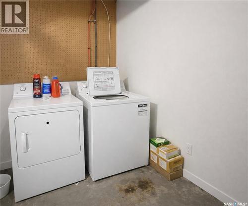 1606 Bradwell Avenue, Saskatoon, SK - Indoor Photo Showing Laundry Room