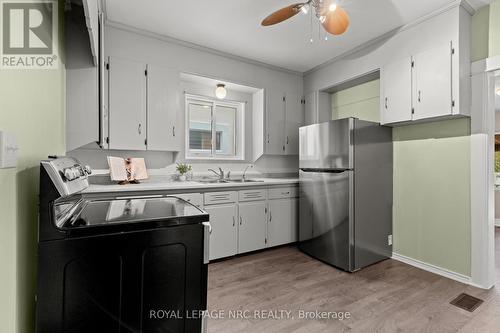 22 Denistoun Street, Welland (Broadway), ON - Indoor Photo Showing Other Room