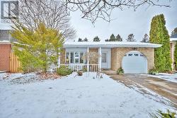 29 WESTGATE PARK DRIVE  St. Catharines (Lakeshore), ON L2N 5W8
