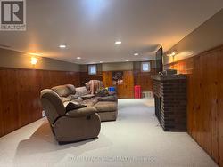 Large rec. room - 