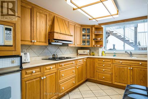 8 Tiny Beaches Road S, Tiny, ON - Indoor Photo Showing Kitchen With Double Sink