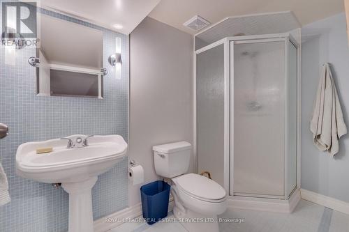 503 Meadow Wood Road, Mississauga, ON - Indoor Photo Showing Bathroom