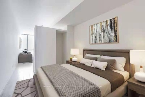 703-33 Mill Street, Toronto, ON - Indoor Photo Showing Bedroom