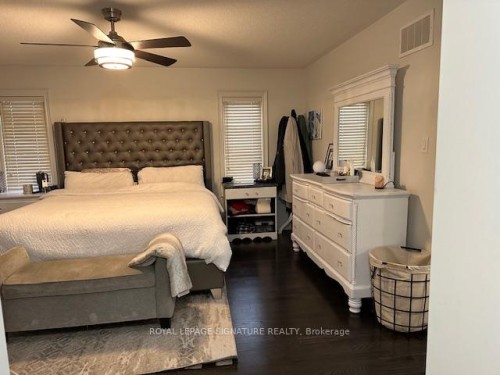 1317 Raspberry Terrace, Milton, ON - Indoor Photo Showing Bedroom