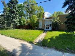 5 Abbotsfield Gate  Toronto, ON M1T 1N9