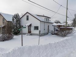 387 Conmee Street  Thunder Bay, ON P7A 2P7