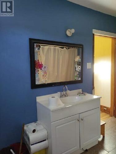 20 Main St, Iron Bridge, ON - Indoor Photo Showing Bathroom