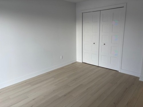 Chambre à coucher - 101-651 Av. Forest, Notre-Dame-De-L'Île-Perrot, QC - Indoor Photo Showing Other Room