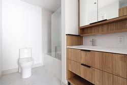 Salle de bains attenante à la CCP - 