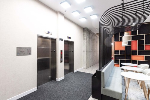 Elevator - 411-1971 Rue Du Havre, Montréal (Ville-Marie), QC - Indoor Photo Showing Other Room