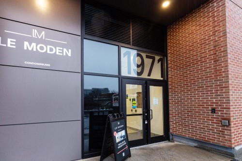 Exterior entrance - 411-1971 Rue Du Havre, Montréal (Ville-Marie), QC -  Photo Showing Other Room