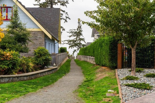 7209 Austins Pl, Sooke, BC 