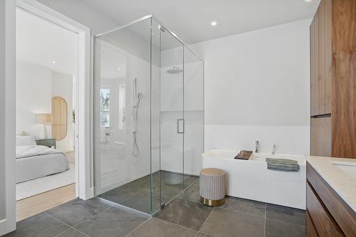 Salle de bains attenante à la CCP - 17 Av. Melbourne, Westmount, QC - Indoor Photo Showing Bathroom